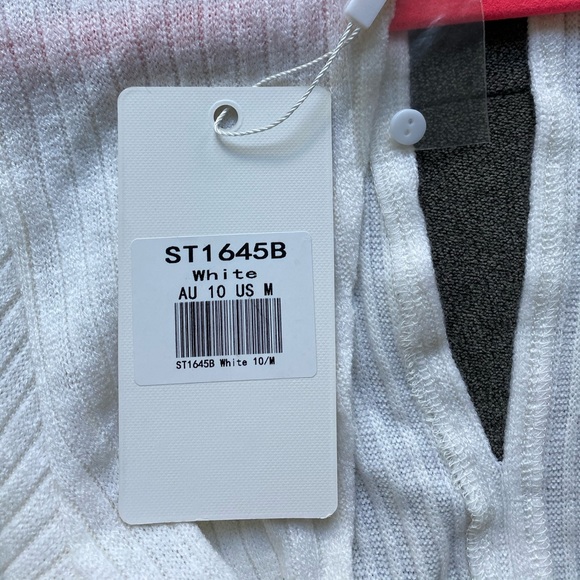 Étienne Knit Top - Picture 5 of 5